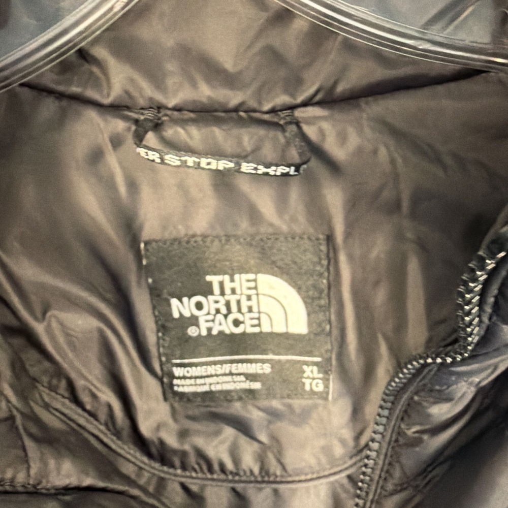 Women's XL Jacket, North Face, Quilted Parka, Black, Full Zip Mock Neck Puffer - Picture 2 of 7